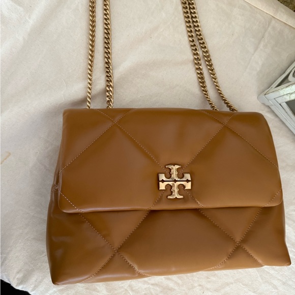 NWT, Tory Burch Women's Kira Diamond Quilt Convertible Shoulder Bag - Picture 5 of 14